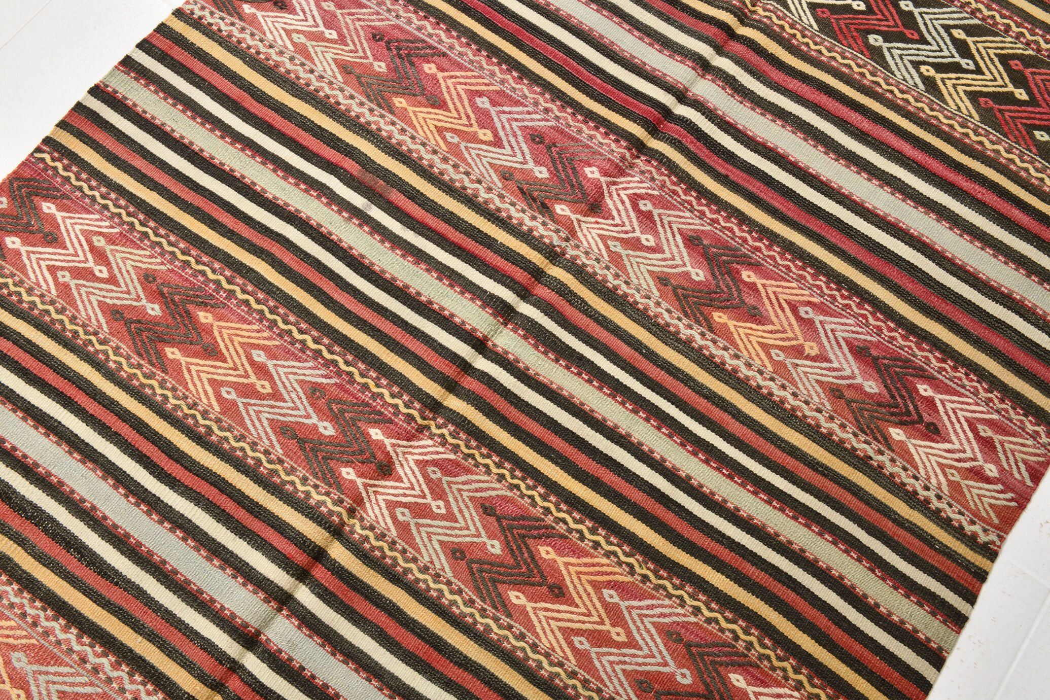 4x7 Kilim Vintage Rug, 138x218Cm