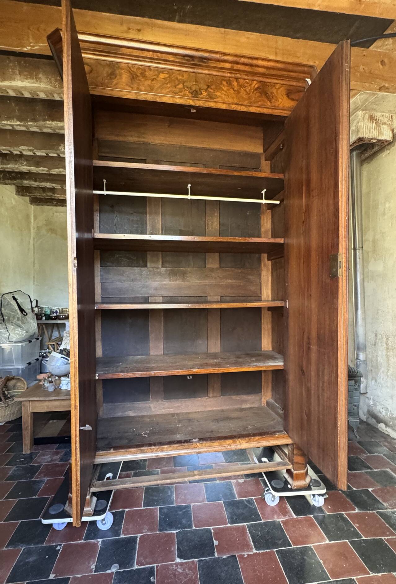 Antique Louis-Philippe wardrobe in walnut burl