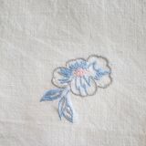 Large tablecloth and 12 embroidered napkins "pastel bouquets" - Cotton - 240x170 cm
