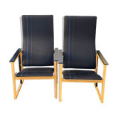 Paire de fauteuils Artza Noirs par Simo Heikkila