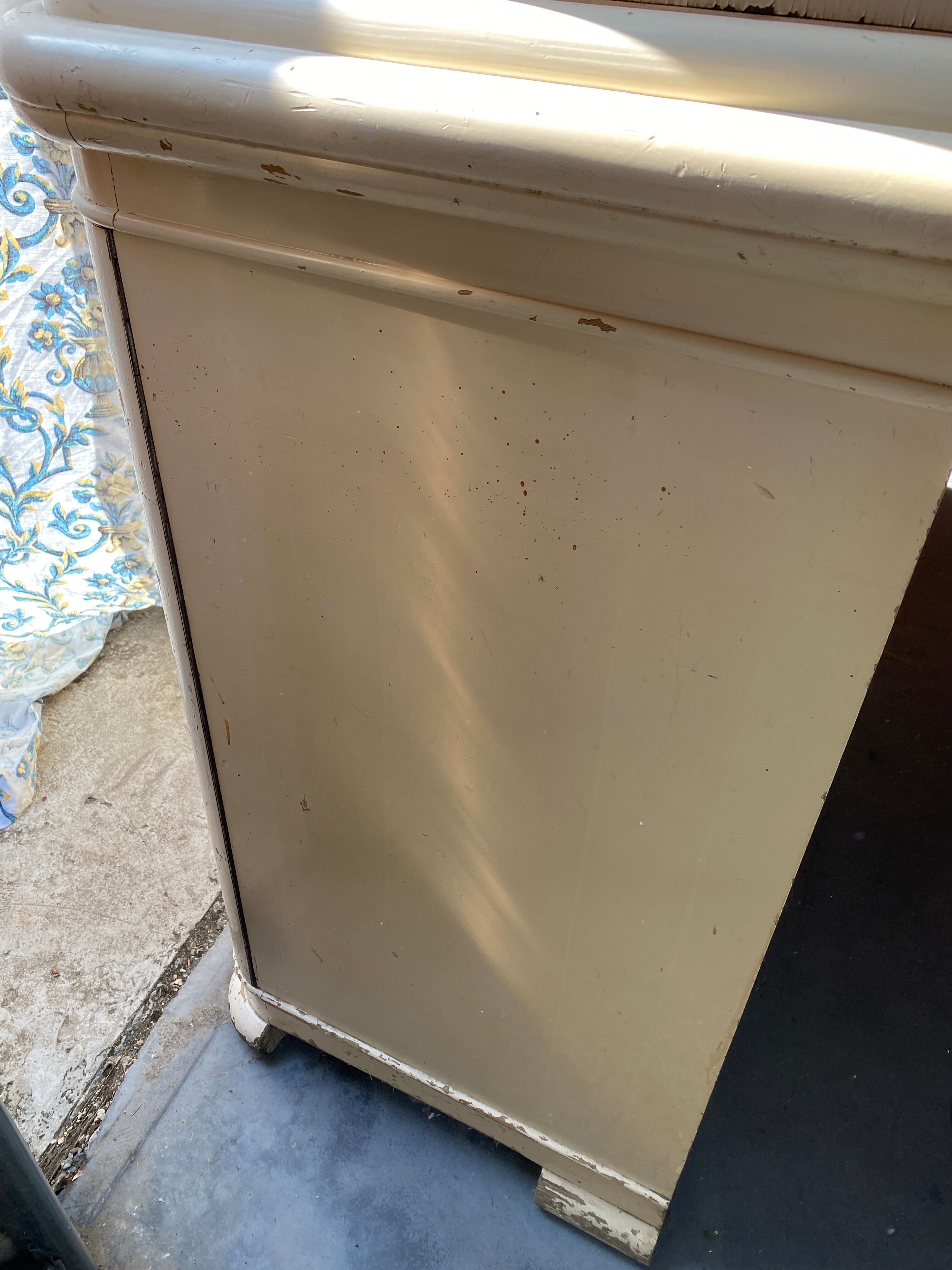 Two-body buffet Kitchen Keller