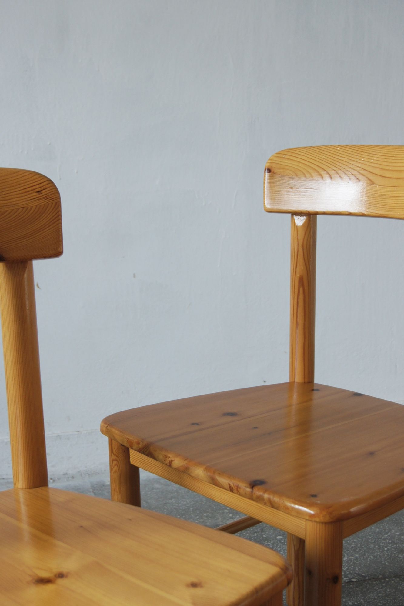 4 brutalist pine dining chairs attributed to rainer daumiller for hirtshals savvaerk