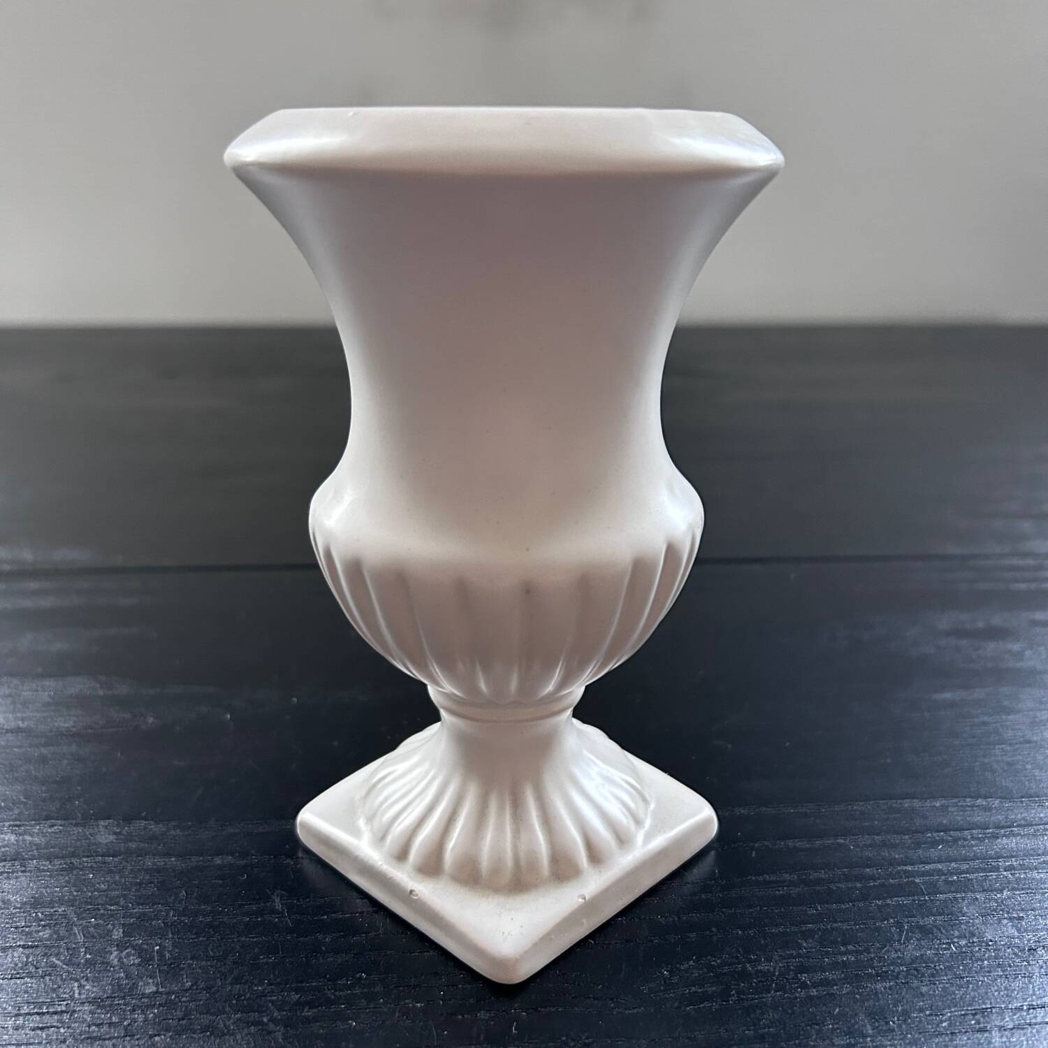 Pair of small Medici vases