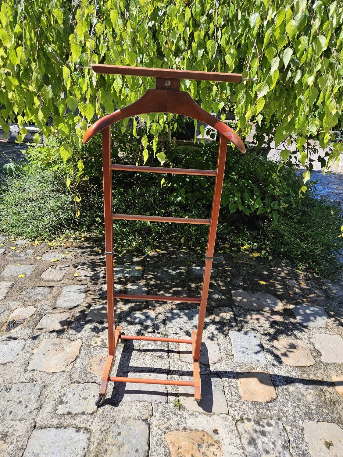 Fratelli Reguitti valet