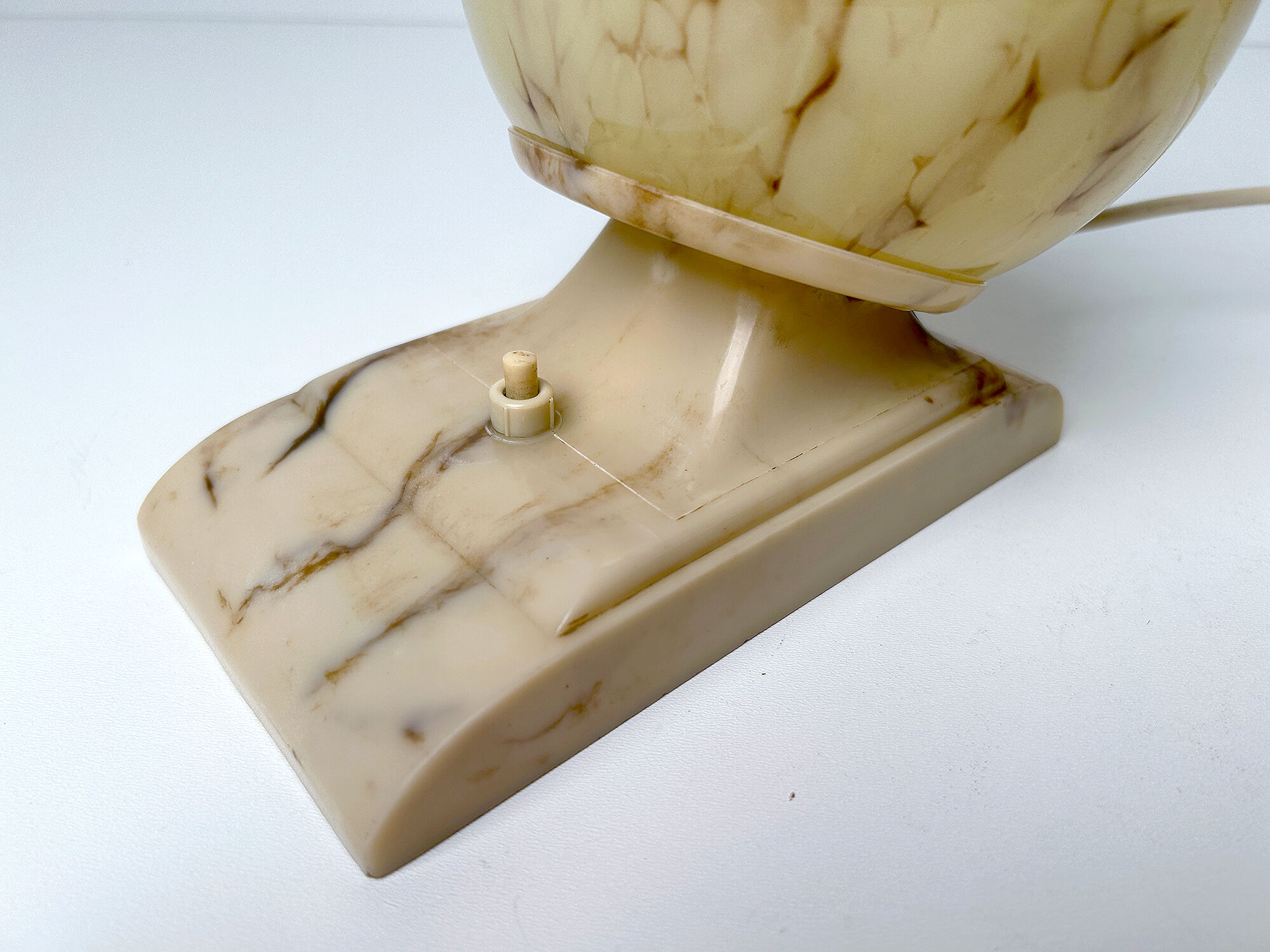 Vintage Art Deco Table Lamp, 40 years, Bakelite Melamine Opaline Marble