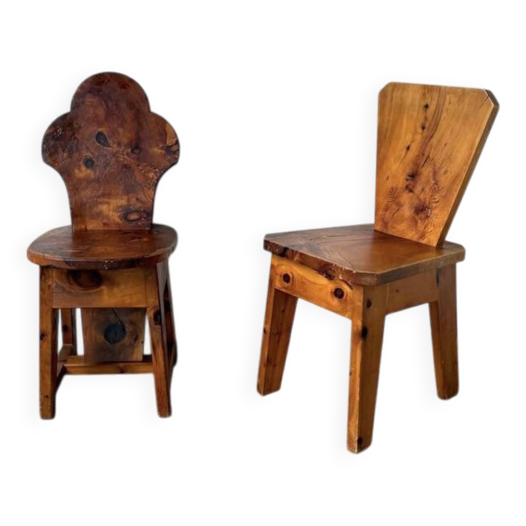 Paire de chaises brutalistes savoyardes en pin