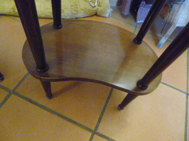 Pair of Antique Louis XVI Style Bean-Shaped Bedside Tables - Marble Top