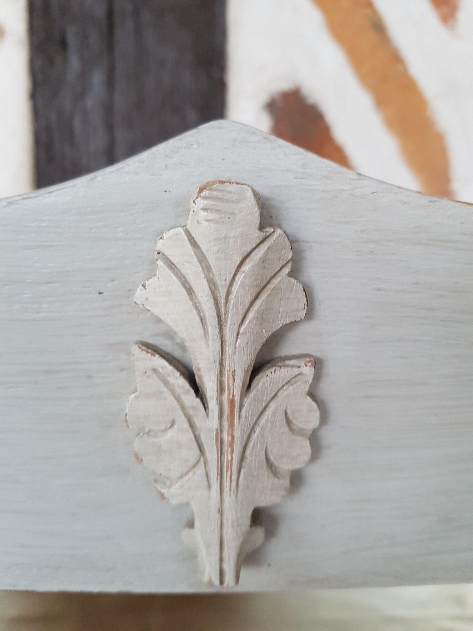 Patinated wooden mirror dressing table
