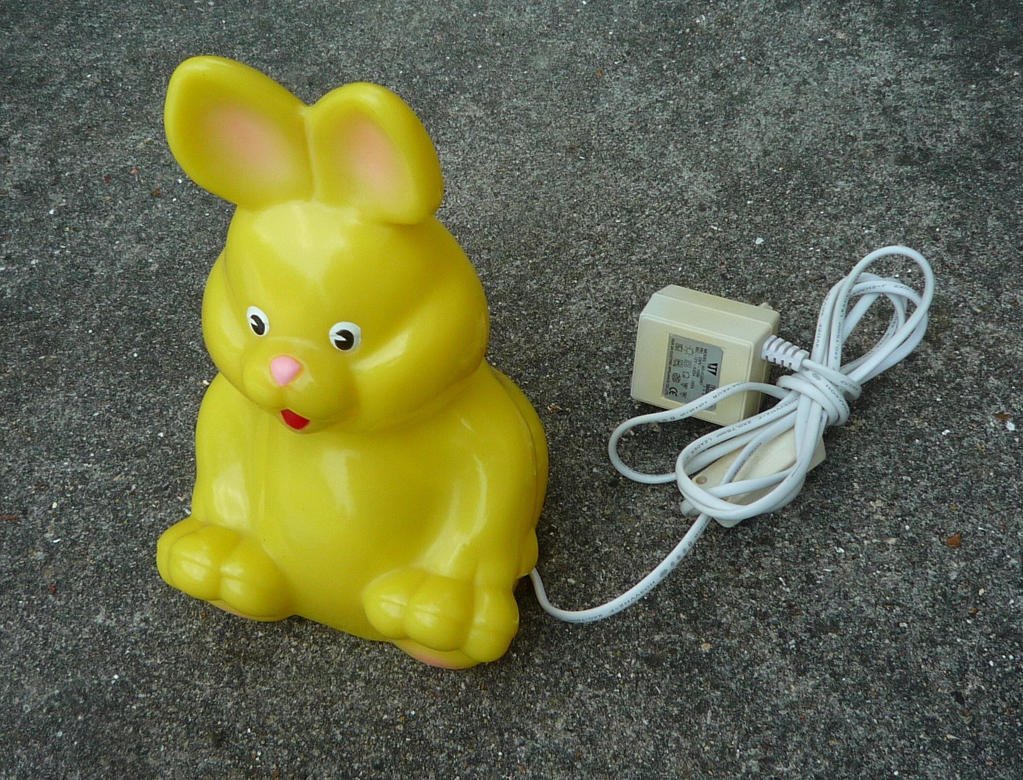 Yellow rabbit table lamp, vintage design 1980s