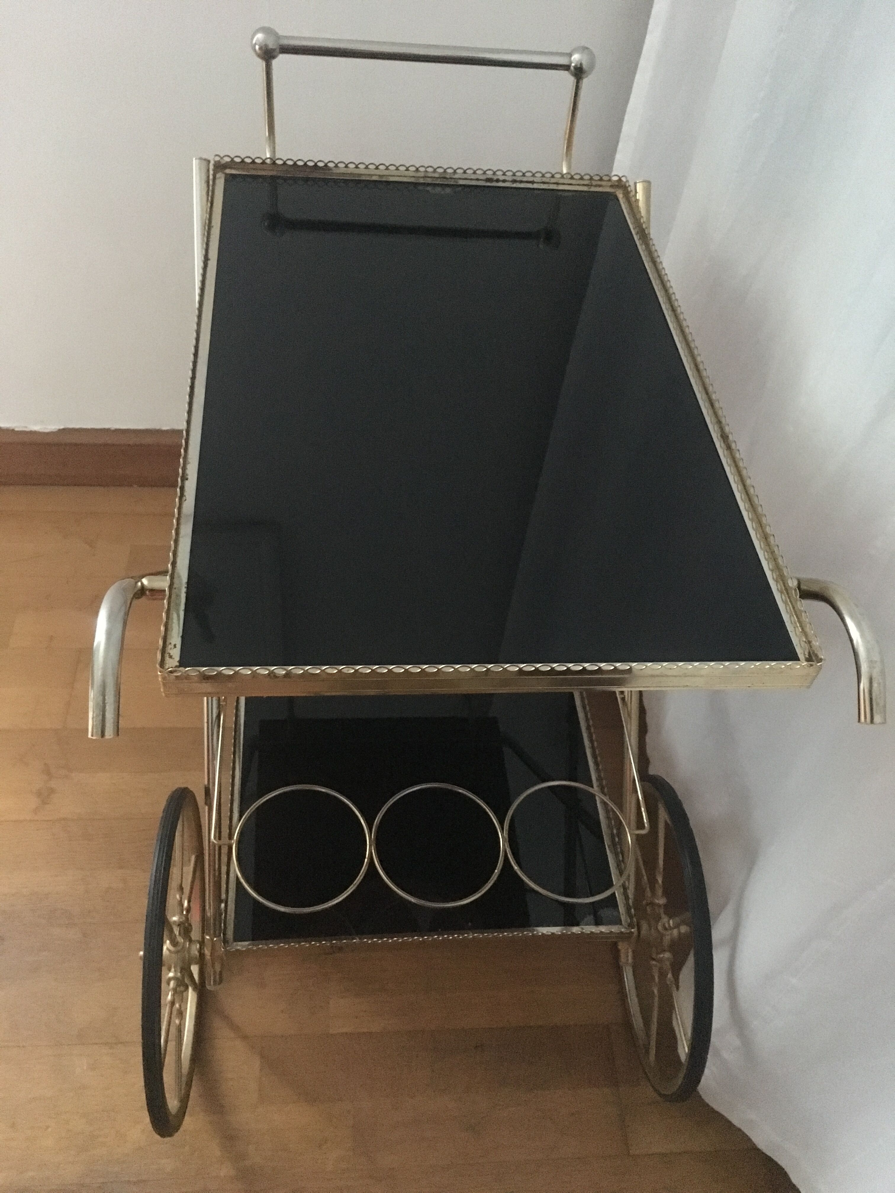 Vintage gold rolling dessert