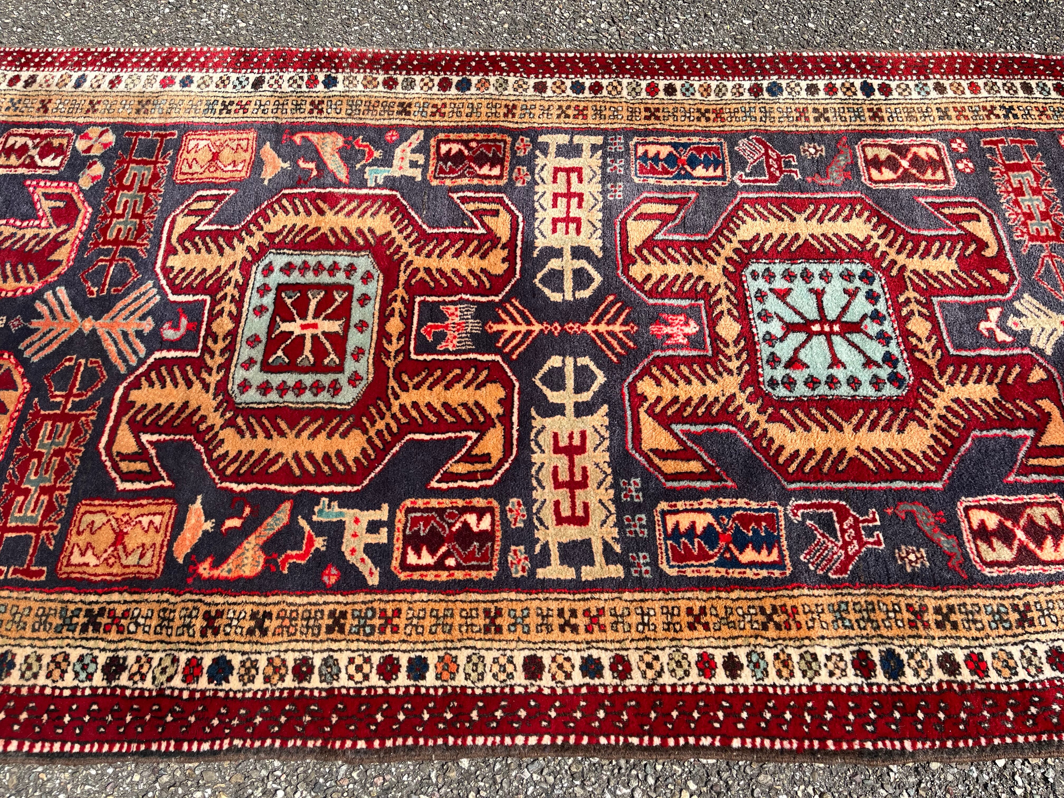 Carpet Hamadan design Kazak