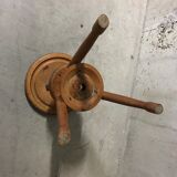 Stool from workshop to screw