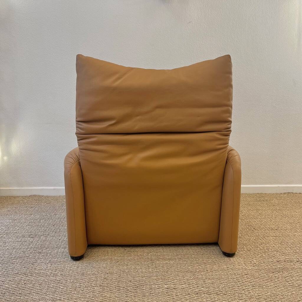 Maralunga Armchair cognac leather Cassina 1970s
