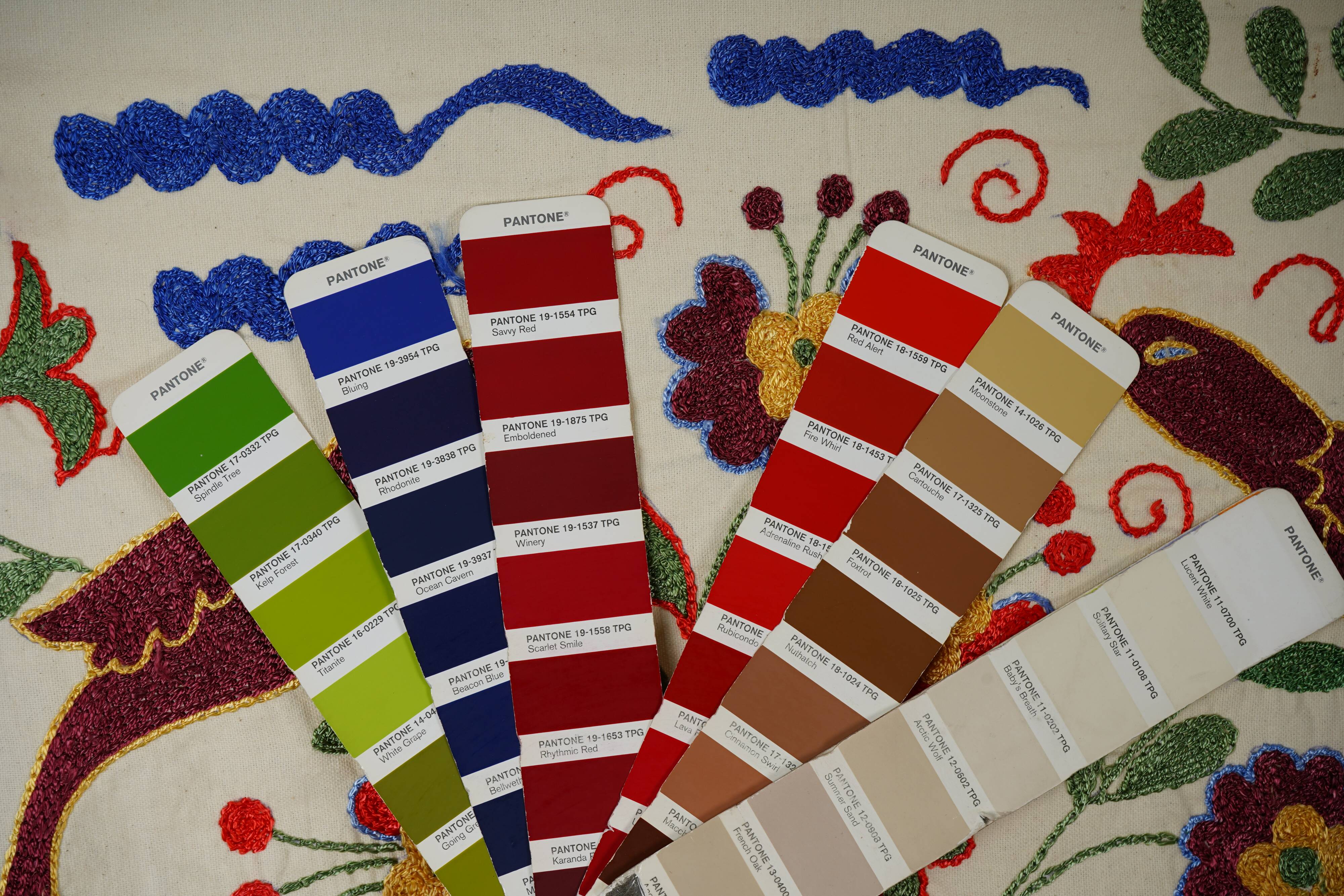 Vintage Turkish hand-knotted rug 44x96 cm