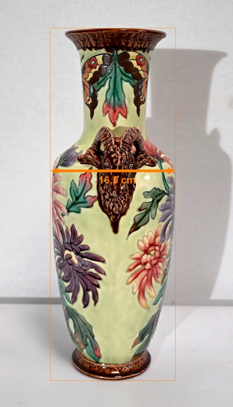 Ceramic vase – 1930