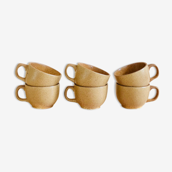 Ensemble de six tasses à café en grès