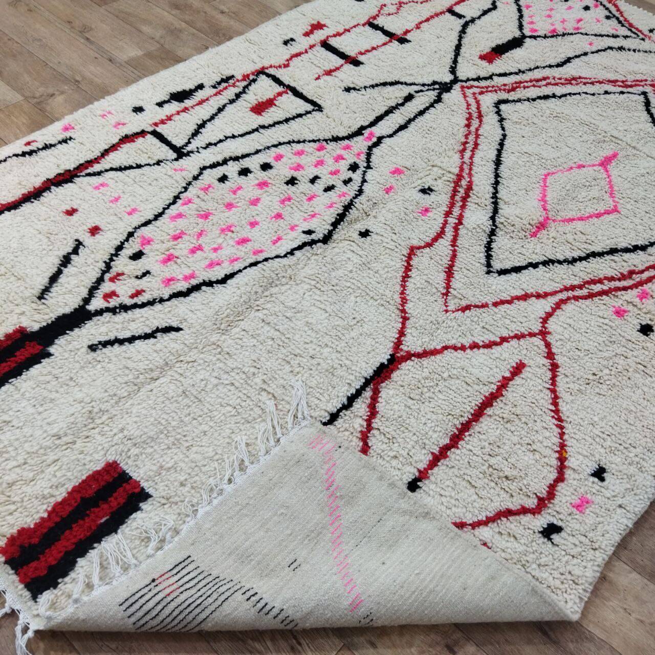 Handmade Moroccan Berber rug 310 X 194 CM