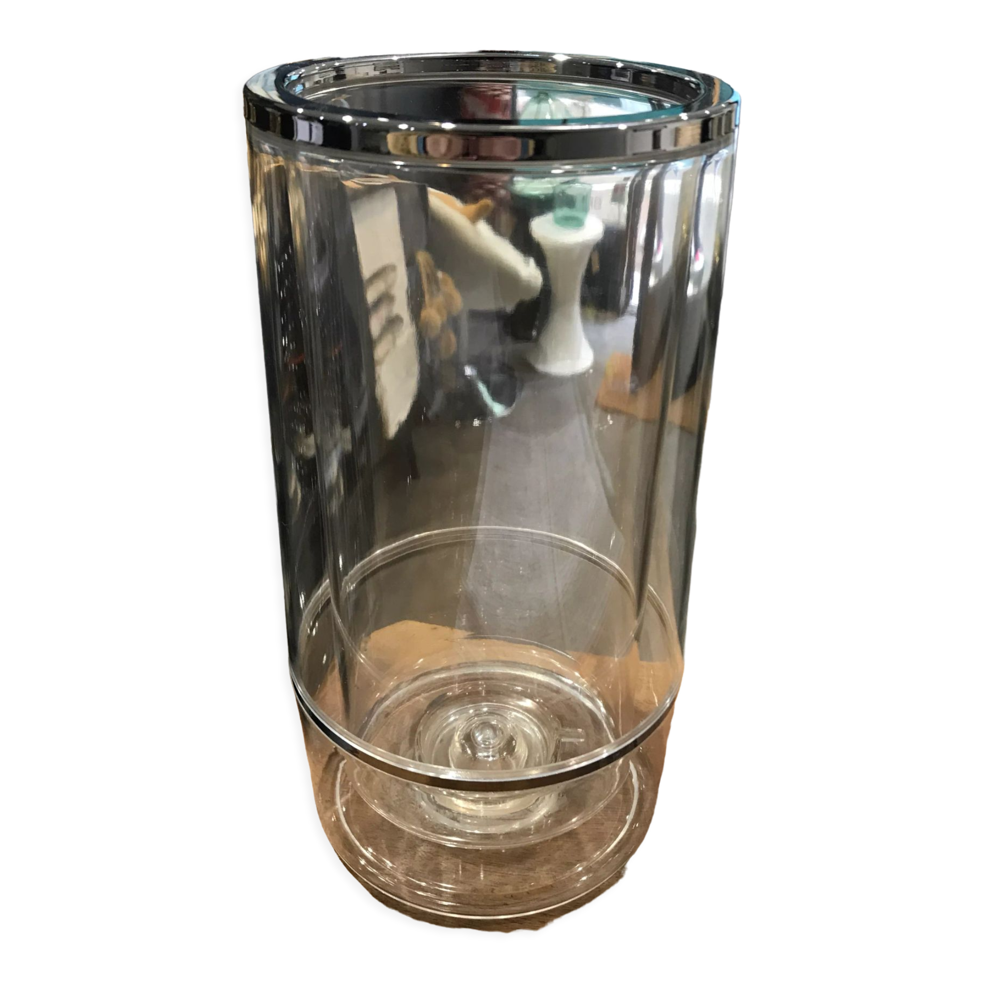 Vintage plastic bottle holder