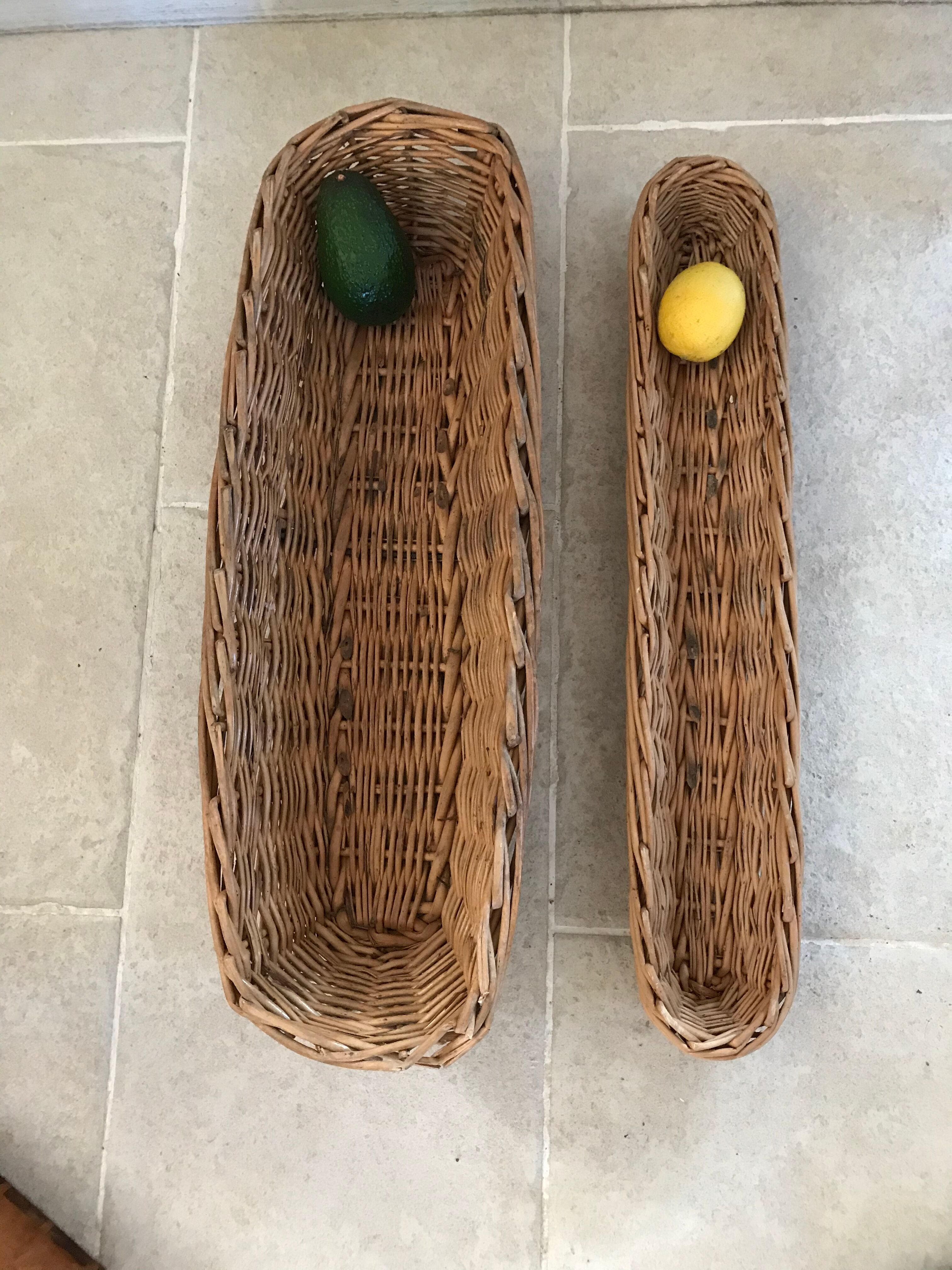 Bread baskets and vintage baguettes