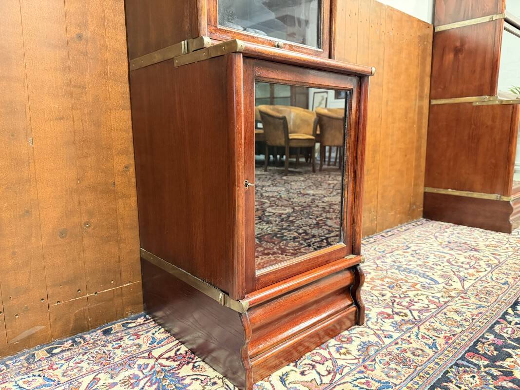 Low Classic English Bookcase Globe Wernicke