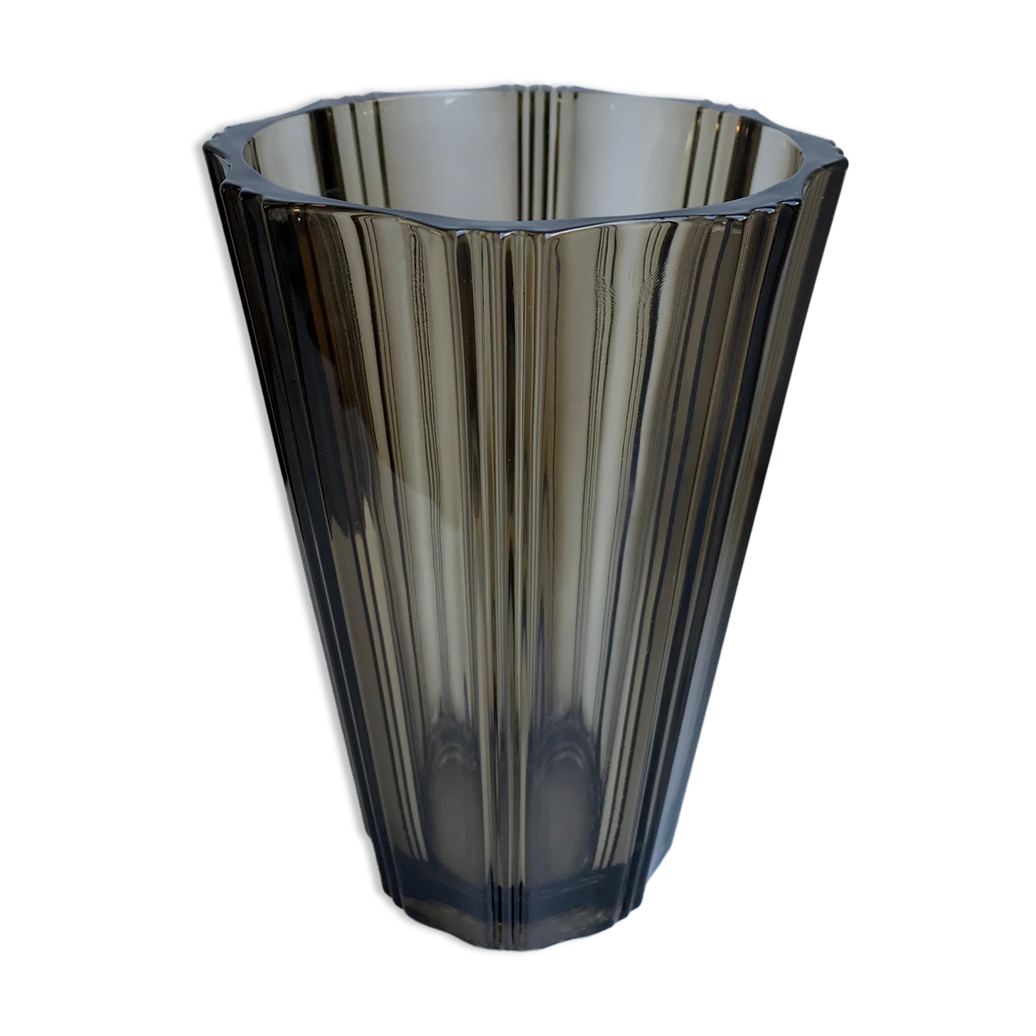 Vase in smoked glass pleated 70s