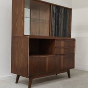 Buffet vaisselier U372/386 B.Landsman et H.Nepozitek pour Jitona 1960