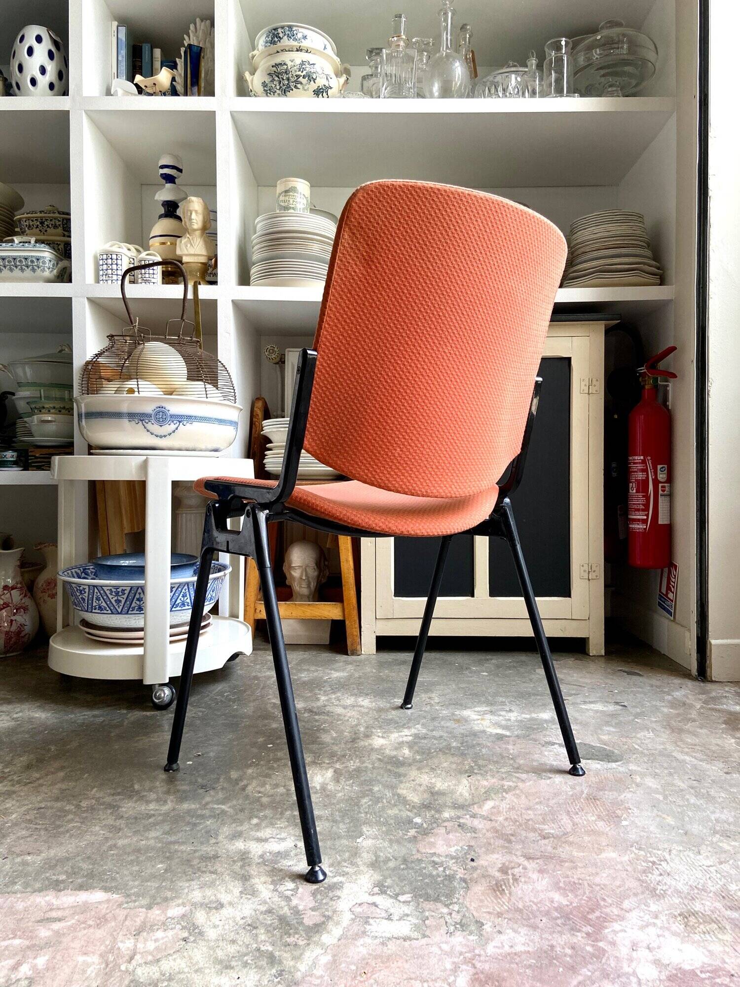 DSC 106 chair in peach cotton and black metal by Giancarlo Piretti for Anon