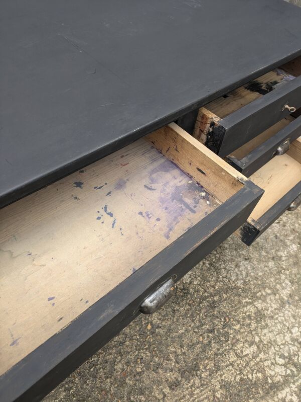 Bureau adulte ancien