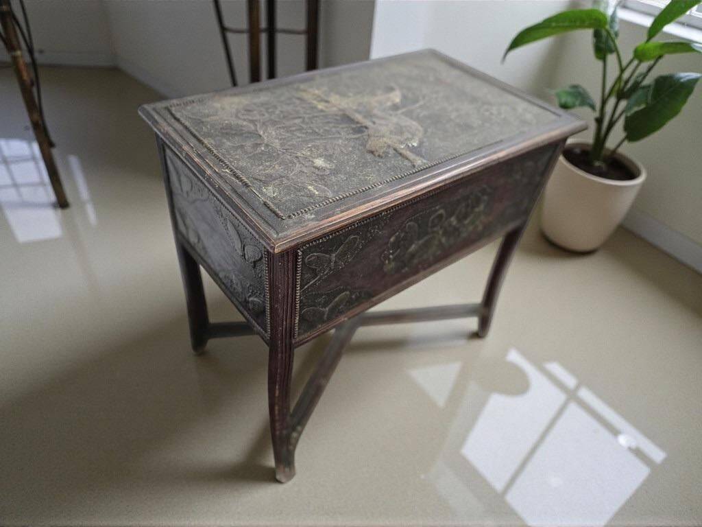 Vintage wooden side table / accent table with copper detail