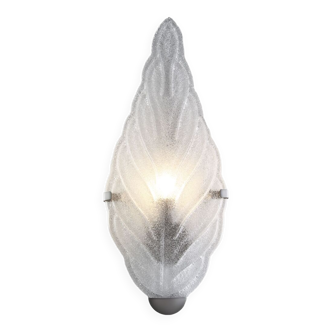 Clear graniglia “leaf” murano glass wall sconce by simoeng