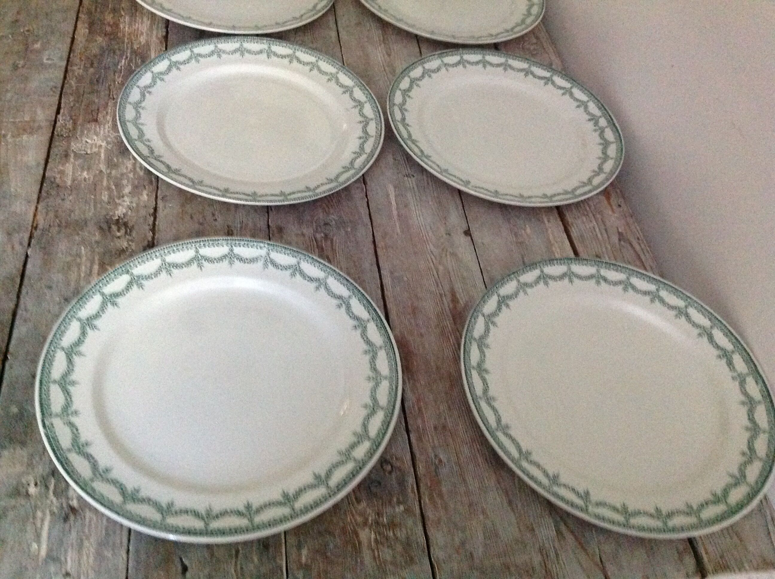 Series of 6 flat plates