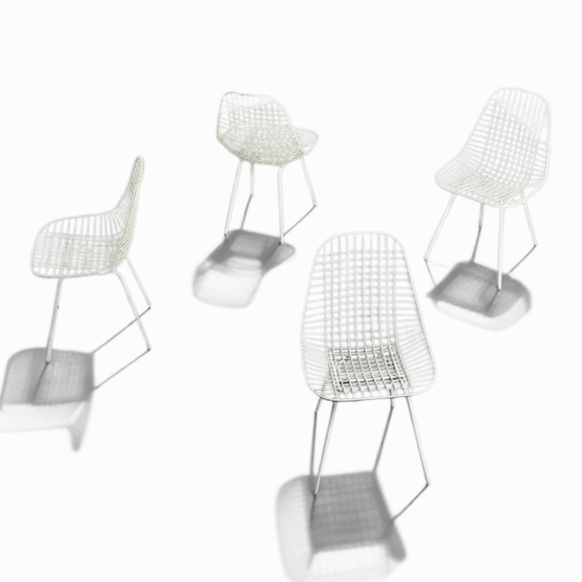Lot De 4 Chaises "bikini" De Charles & Ray Eames Pour Herman Miller