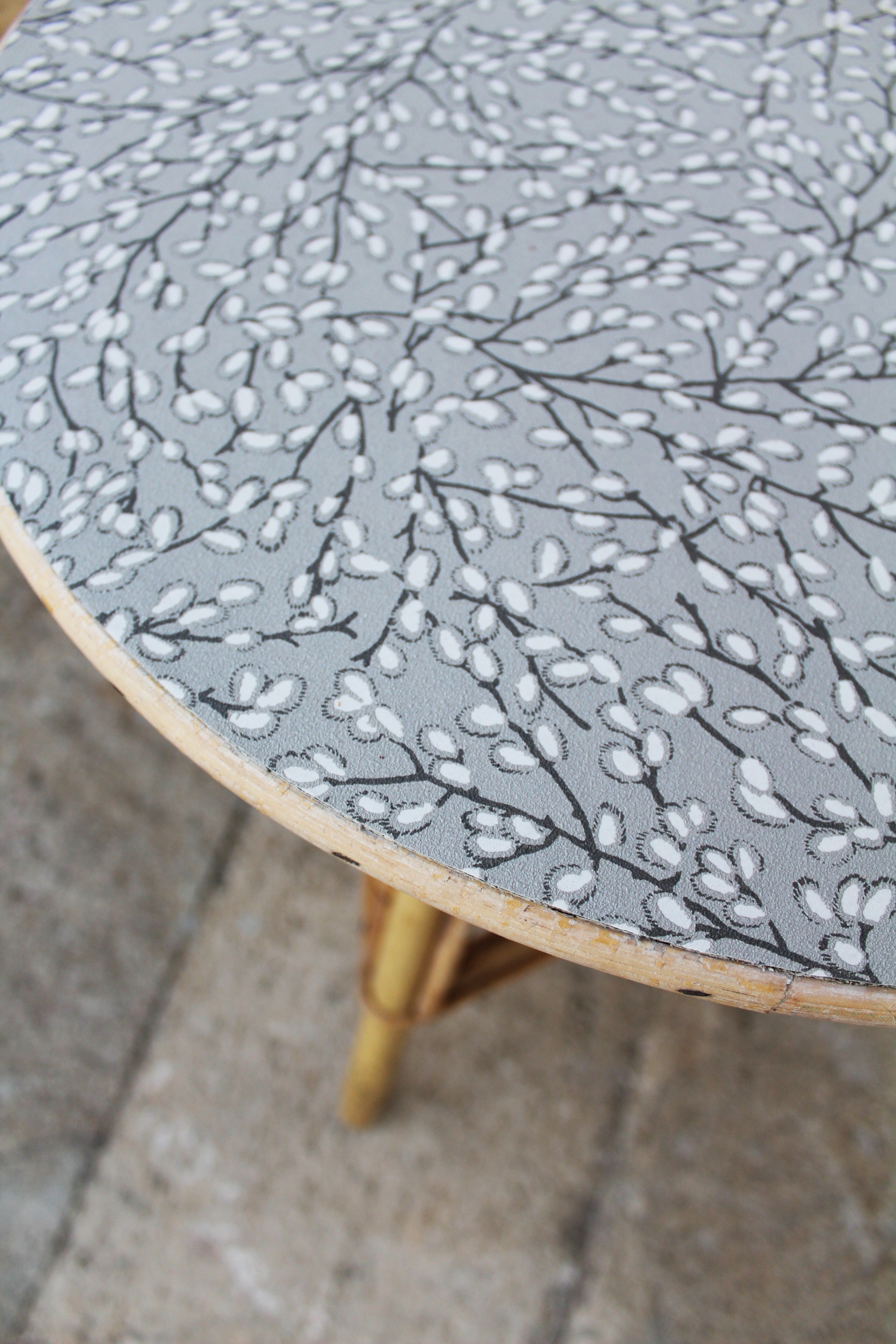 Table en rotin vintage 1960
