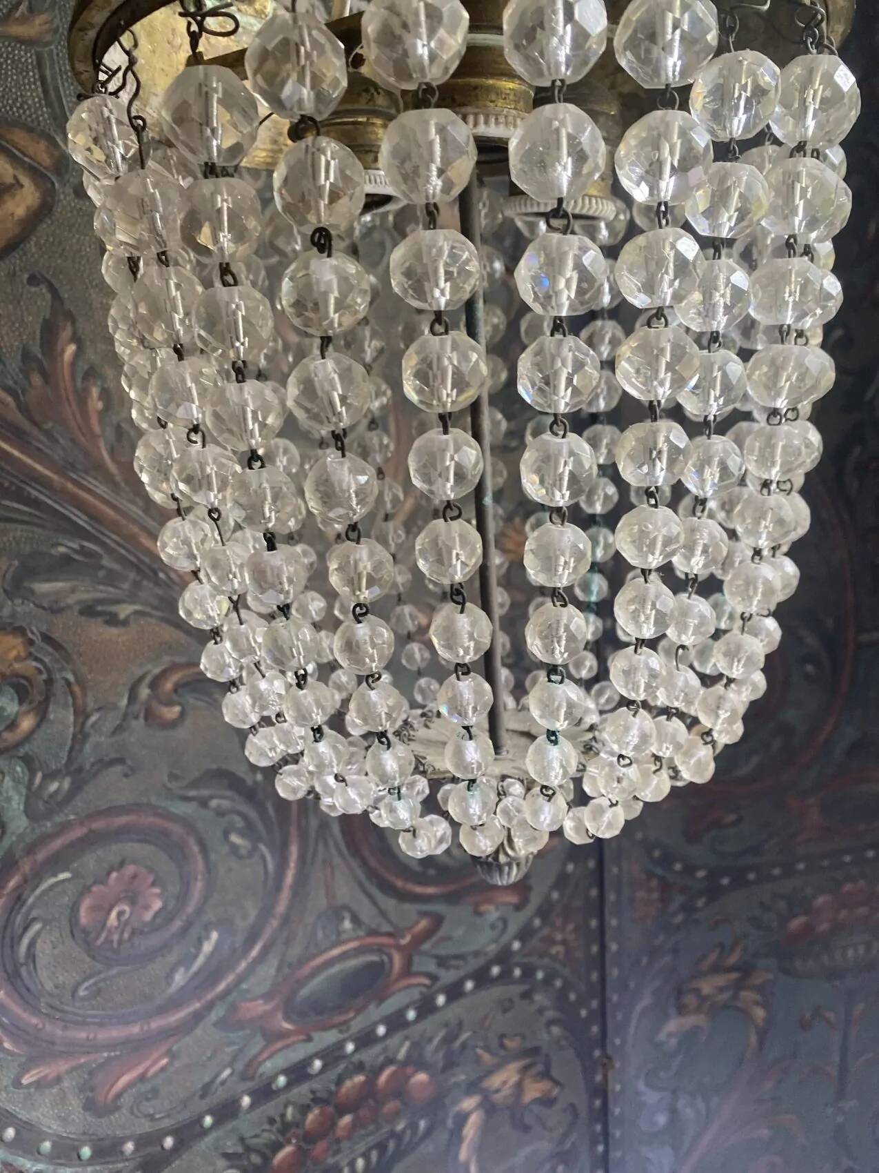 Lustre montgolfière Louis XVI – Bronze doré & pampilles – Époque 1900