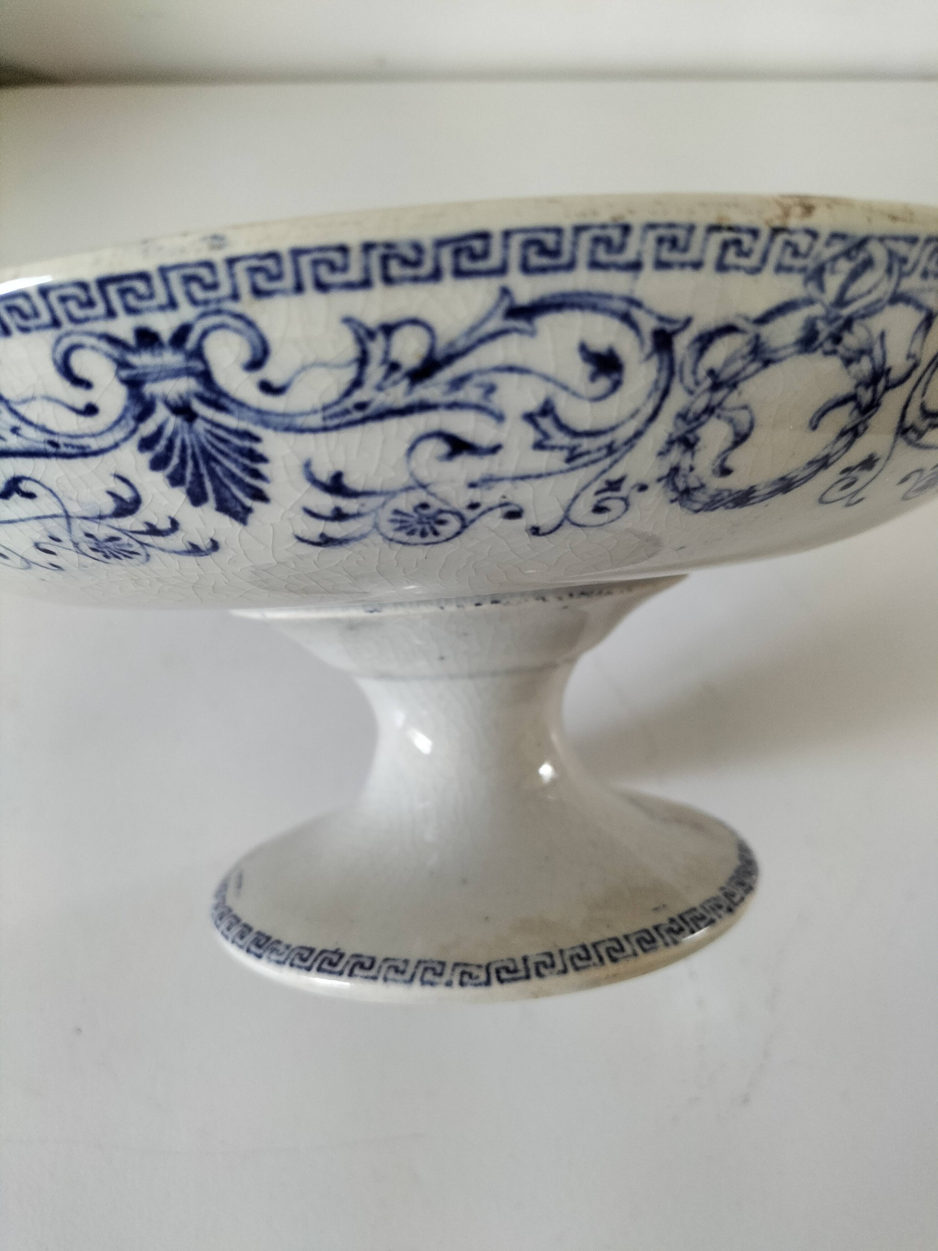 Creil & Montereau Marie-Louise model pedestal dish