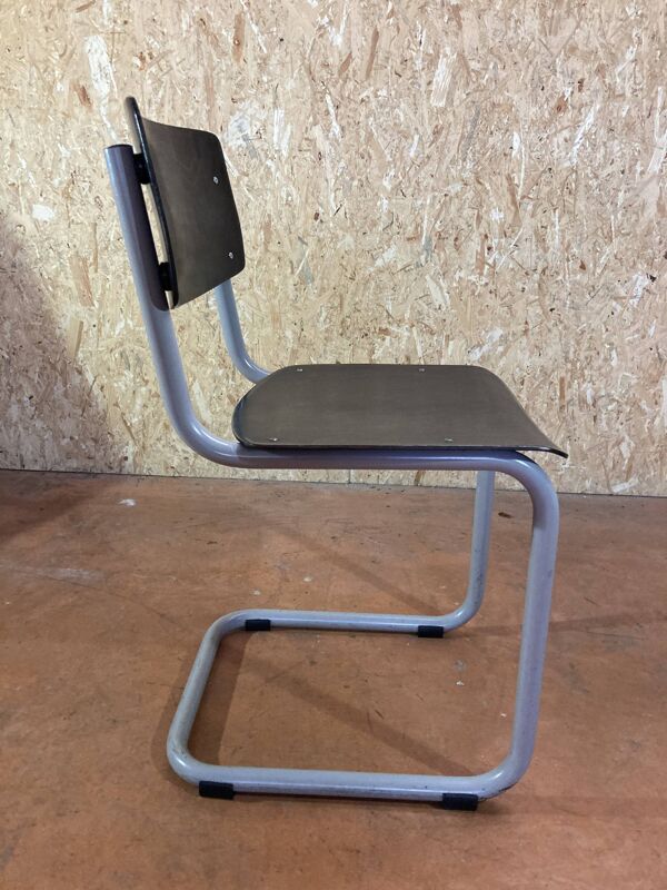 Chaise industrielle Gipsen