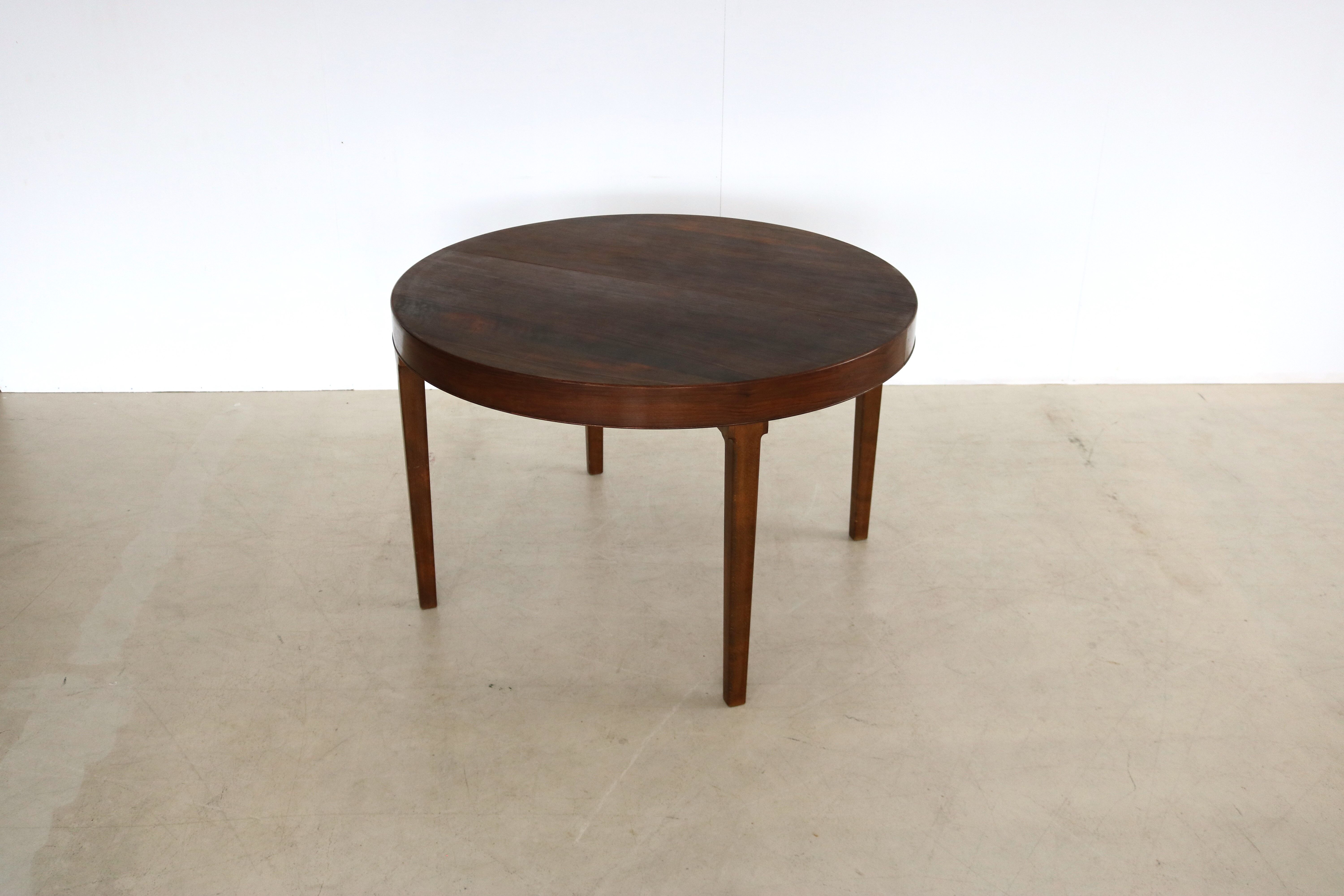 Vintage rosewood extandable dining table