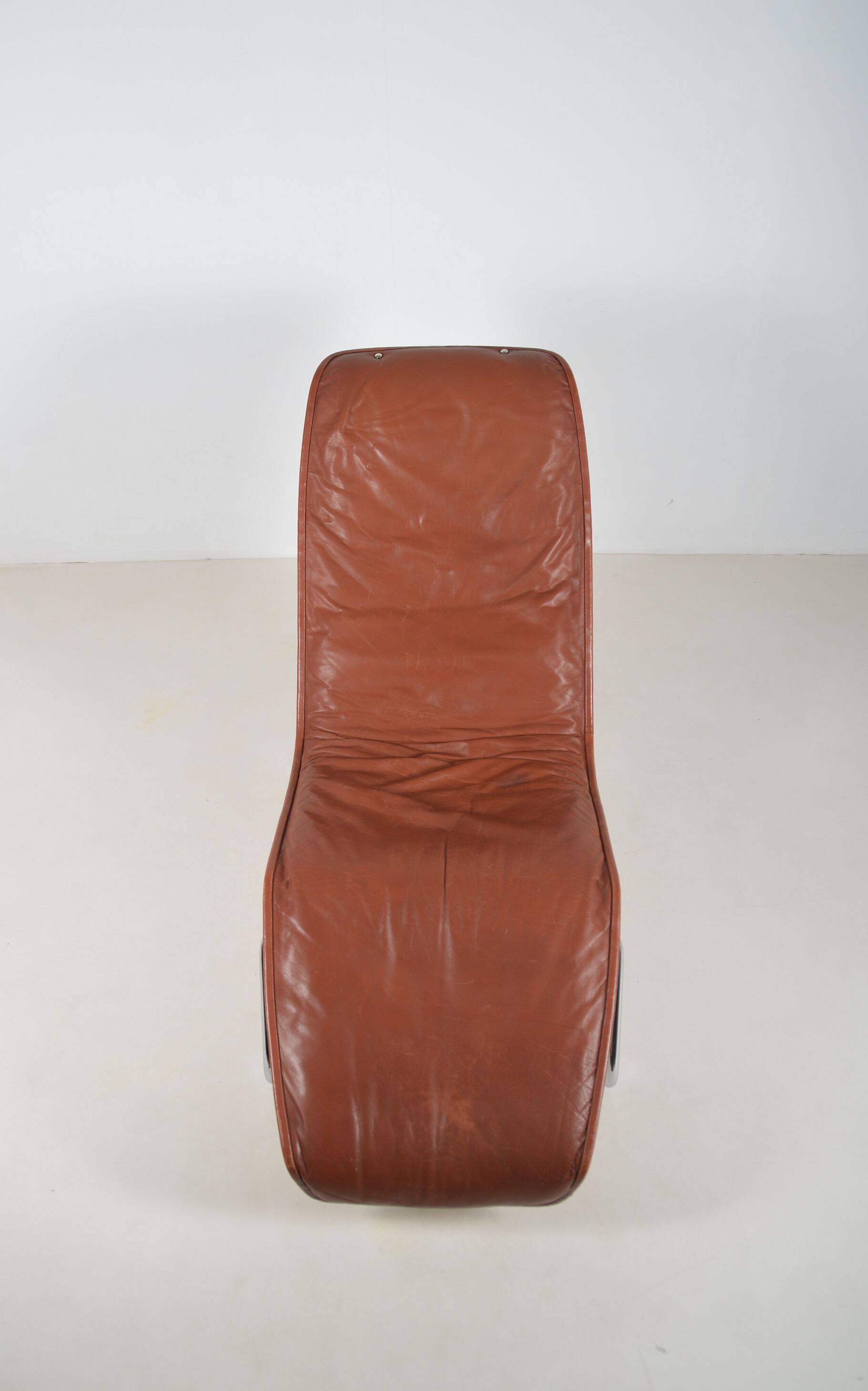 Fauteuil lounge Space Age en cuir avec base chromée, années 1970