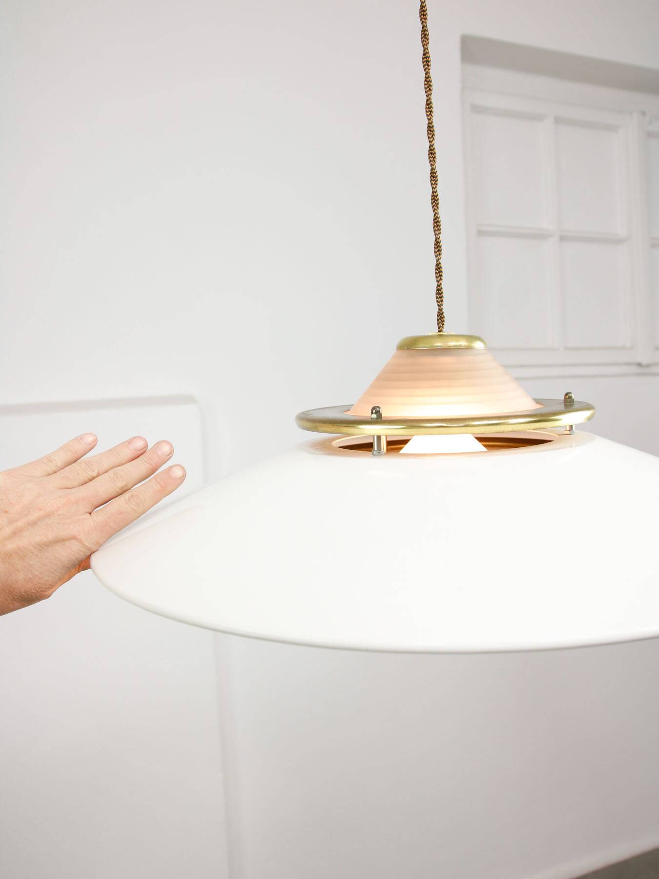 Lampe à suspension en laiton et métal vintage italienne, années 1970