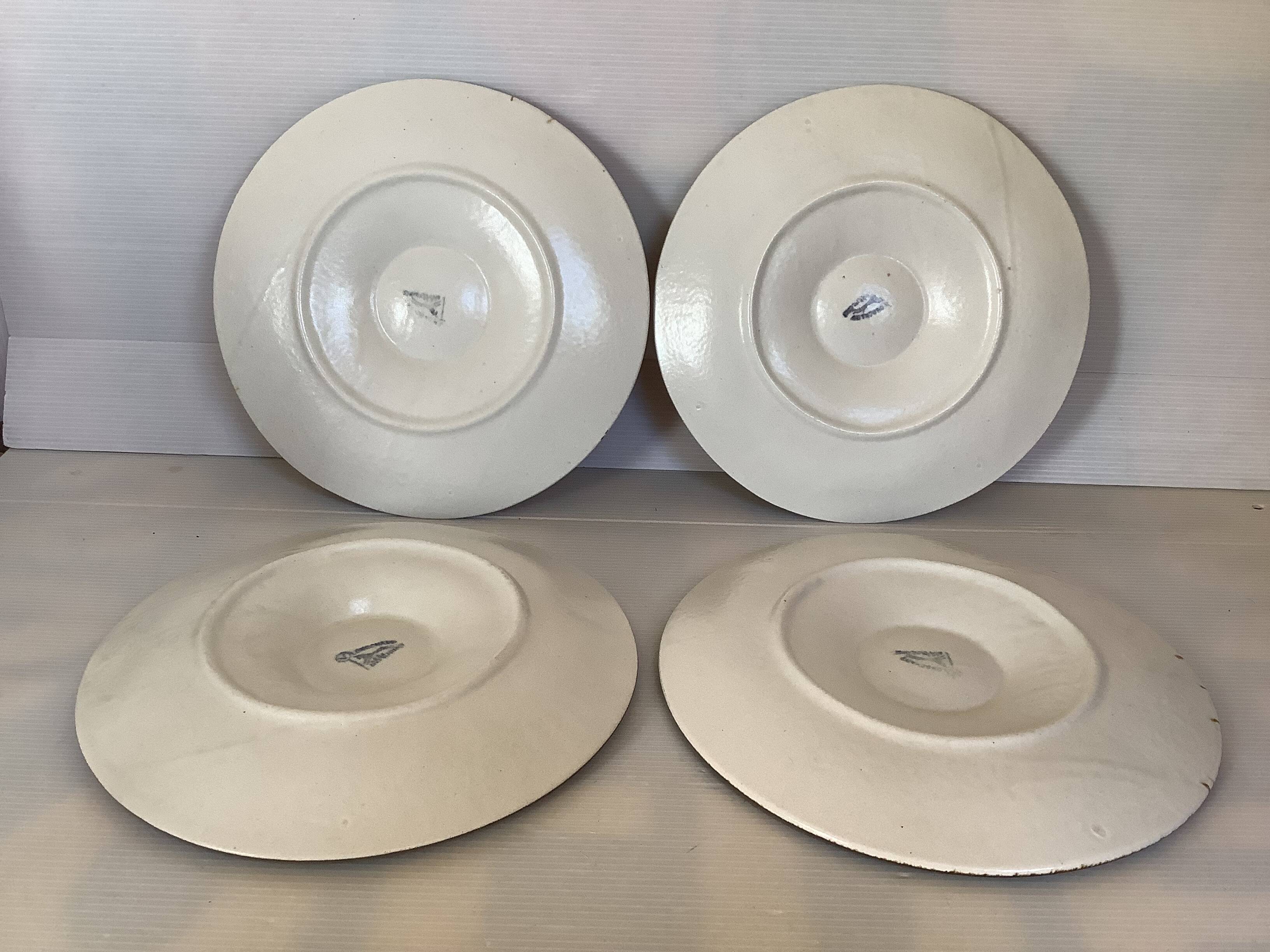 Four old Longchamps oyster plates