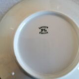 Set of 5 cups with bowls
