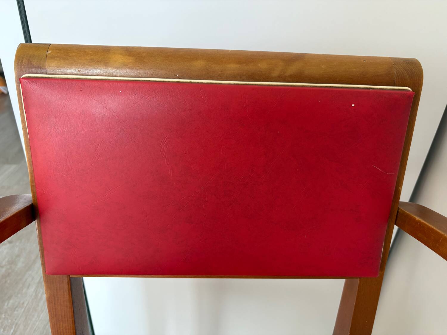 Bridge Vintage Armchair – Curved Design & Red Vinyl – 1950