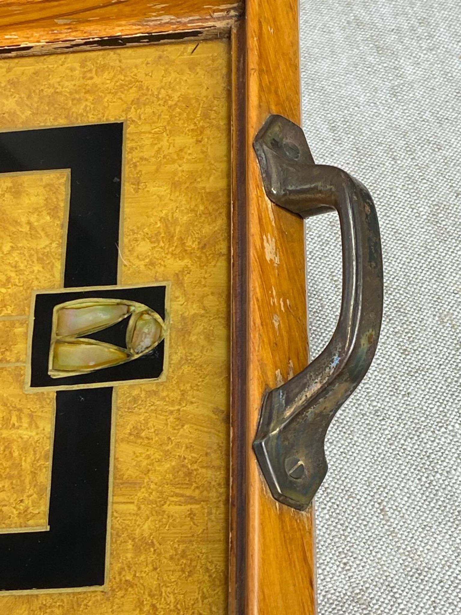 Plateau en marqueterie bois et nacre