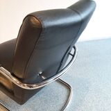 Pair of tubular armchairs