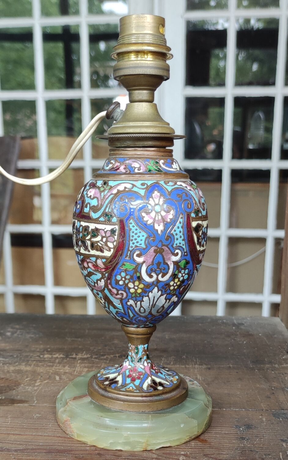 Vase mounted in lamp