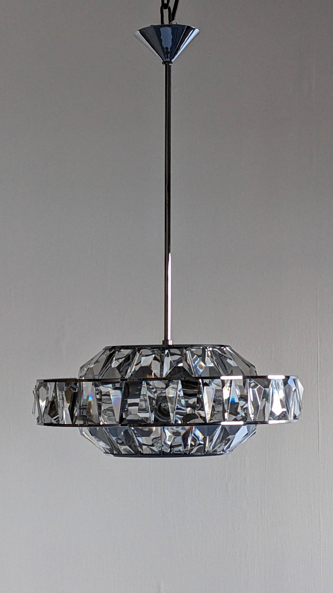 Lustre soucoupe en cristal Maison Kinkeldey, Autriche vers 1970