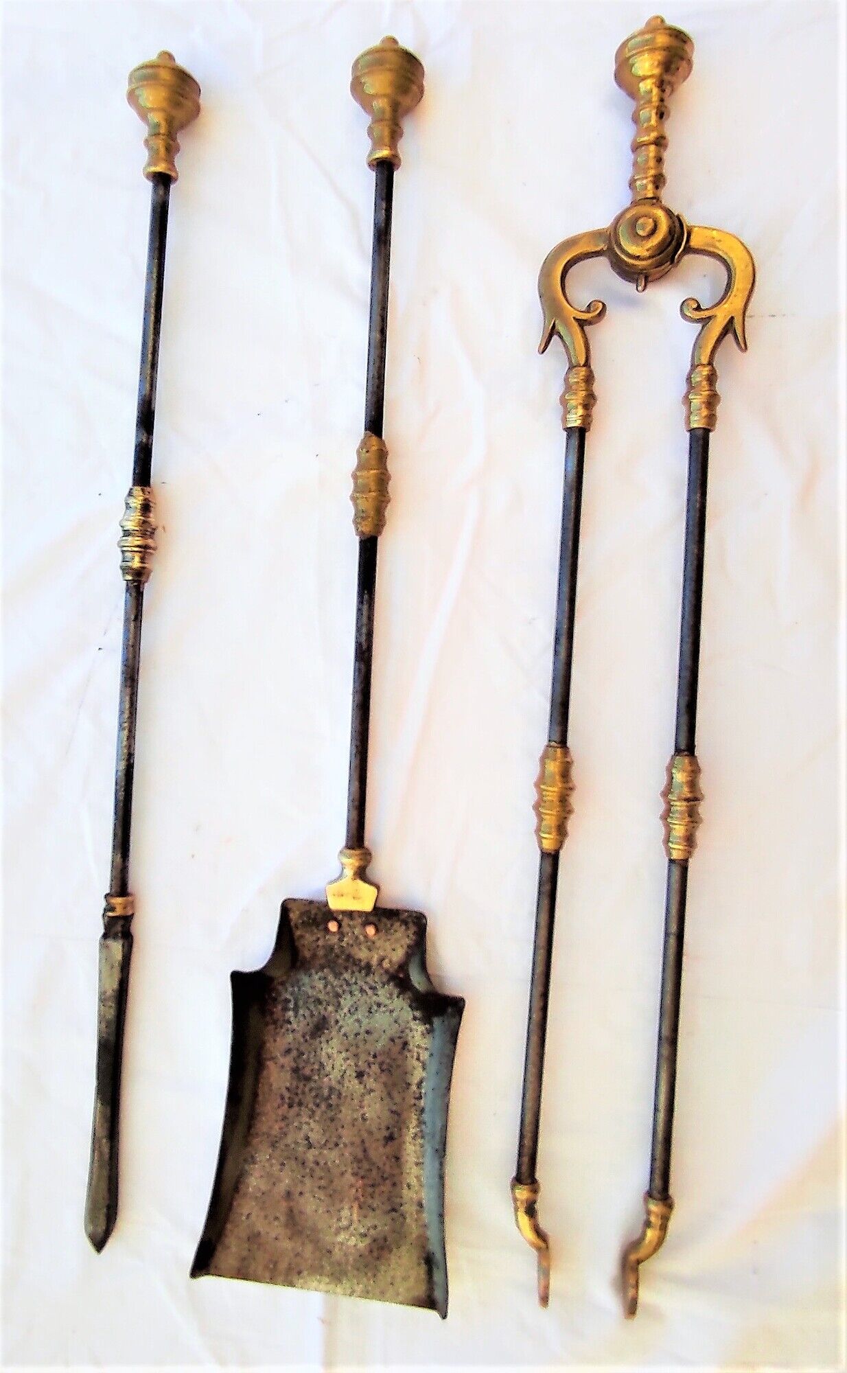 CHIMNEY ACCESSORY : CLAMP / SHOVEL / PICK in iron and brass 1 set of 3 pieces