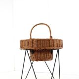 Plant basket