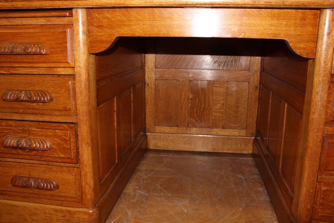 American light oak desk
