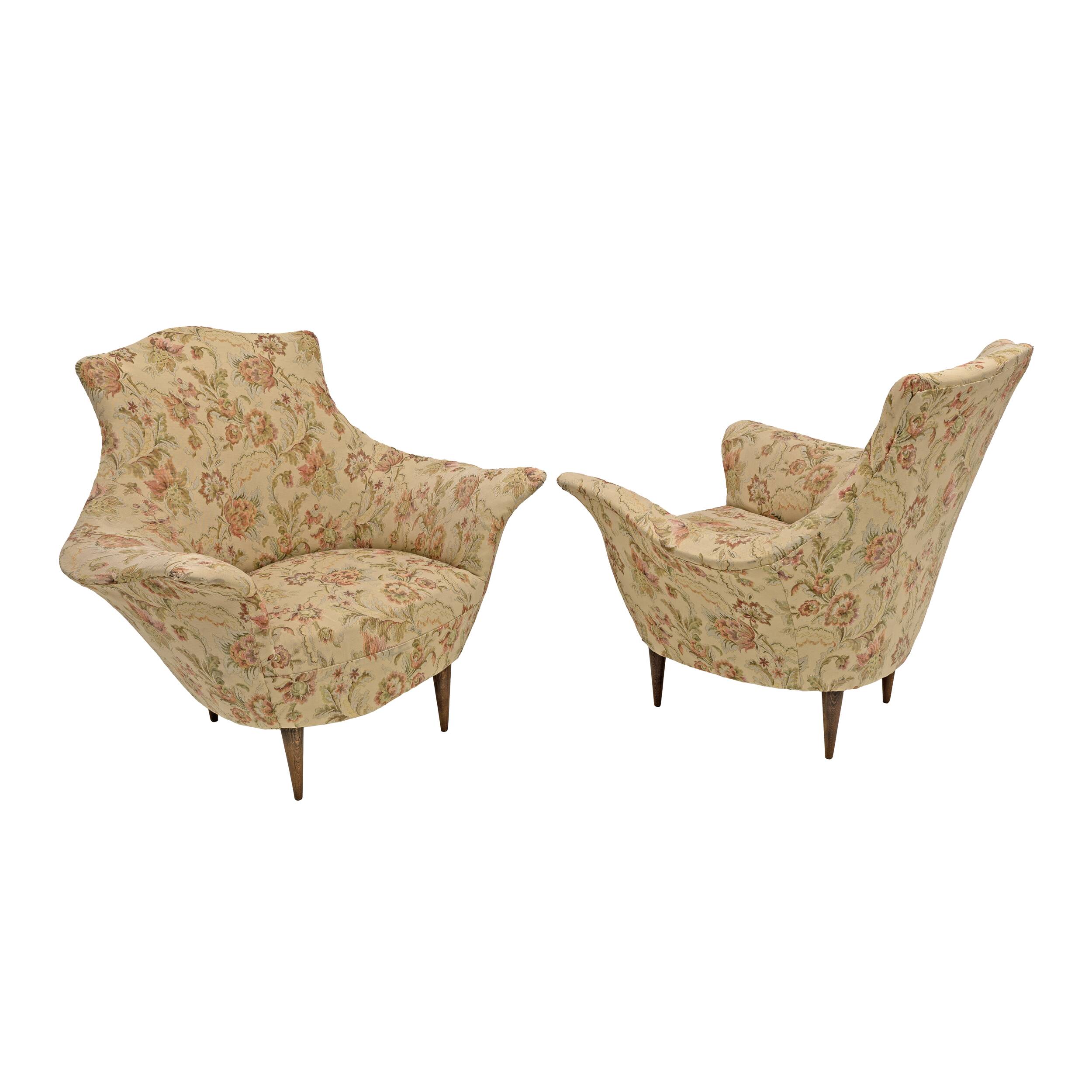 Pair of Manta Mid-Century Modern Italian Armchairs, 1950s